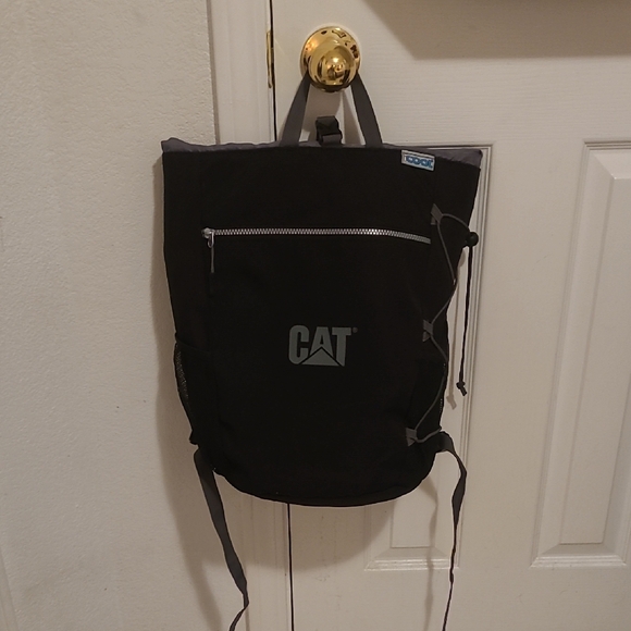 CAT Black Backpack, Cooler, Lunch Bag - Picture 1 of 5